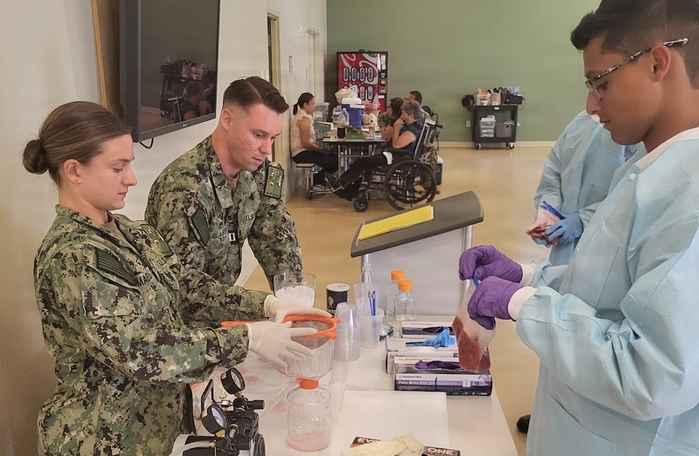 Sea Cadets Learn Medical Science with NMRC