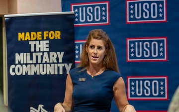 USO Sigonella Celebrates Sailor of the Quarter