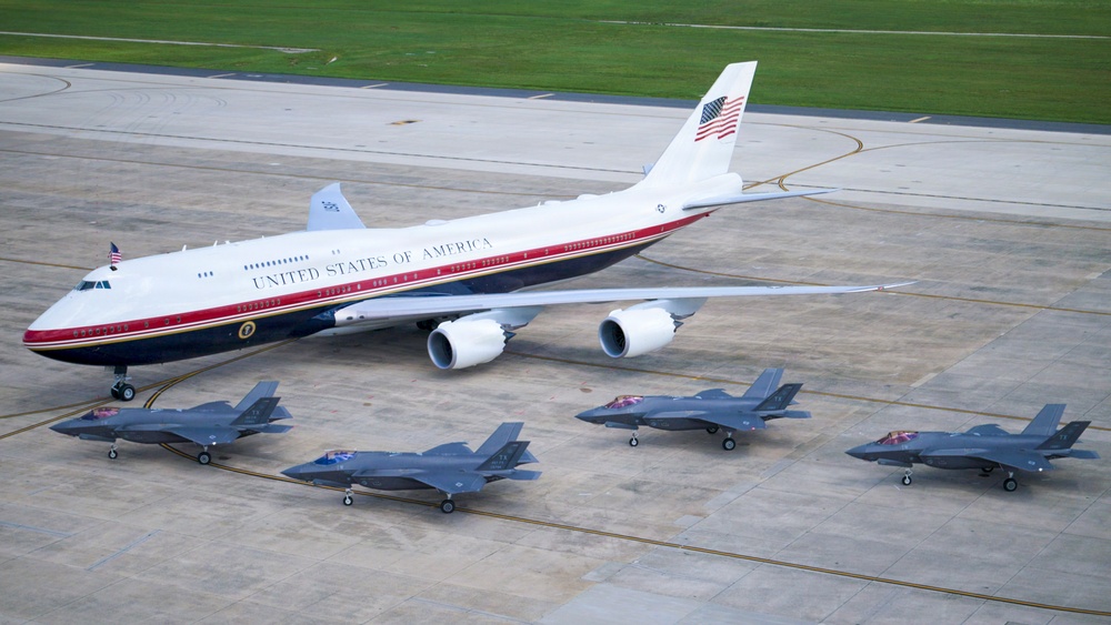 VC-25B Bridge, F-35A Lighting II aircraft execute capital flyover