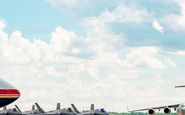 VC-25B Bridge, F-35A Lighting II aircraft execute capital flyover