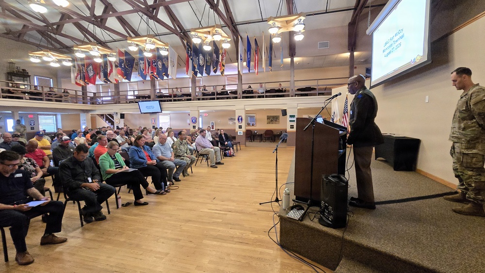 Fort McCoy chaplain opens new GC’s first town hall with prayer for garrison leadership