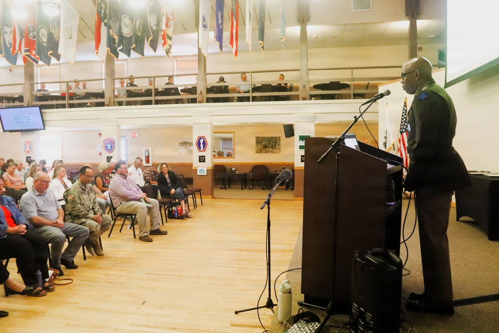 Fort McCoy chaplain opens new GC’s first town hall with prayer for garrison leadership