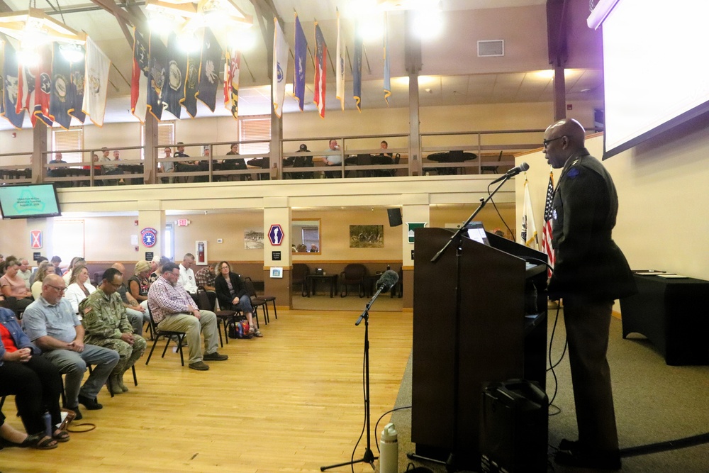 Fort McCoy chaplain opens new GC’s first town hall with prayer for garrison leadership