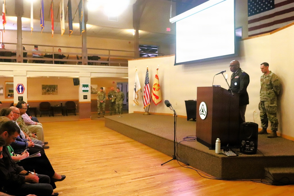 Fort McCoy chaplain opens new GC’s first town hall with prayer for garrison leadership