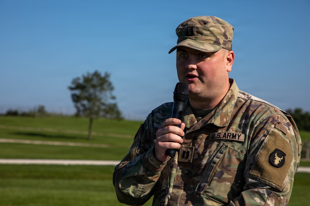 Illinois Army National Guard's 34th IDSB HHC Changes Command