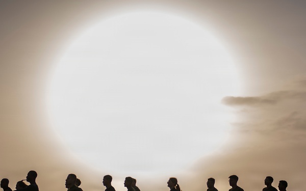 Boxer Sailors, 11th MEU Marines Participate in Morale Day Fun Run