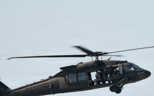 Birds of a different feather: West Virginia National Guard Shows Reserve Airmen the skies