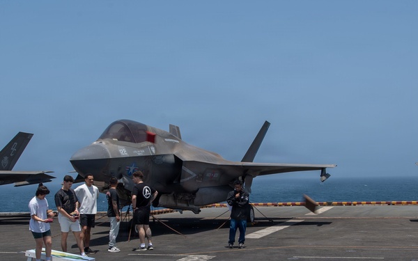 USS Boxer, 11th MEU Host Crew Morale Day