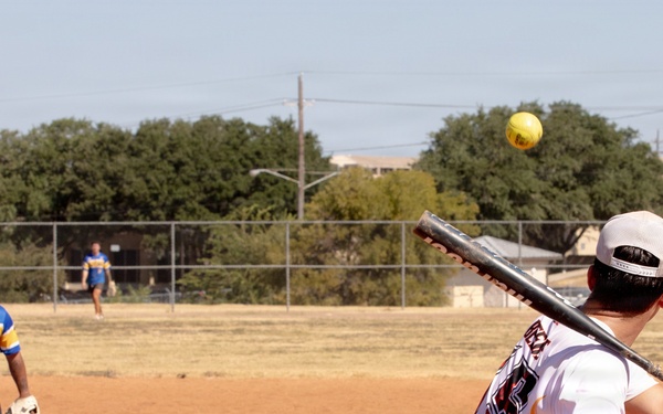 1st Cavalry Division hosts CAV Week 105 Softball Tournament