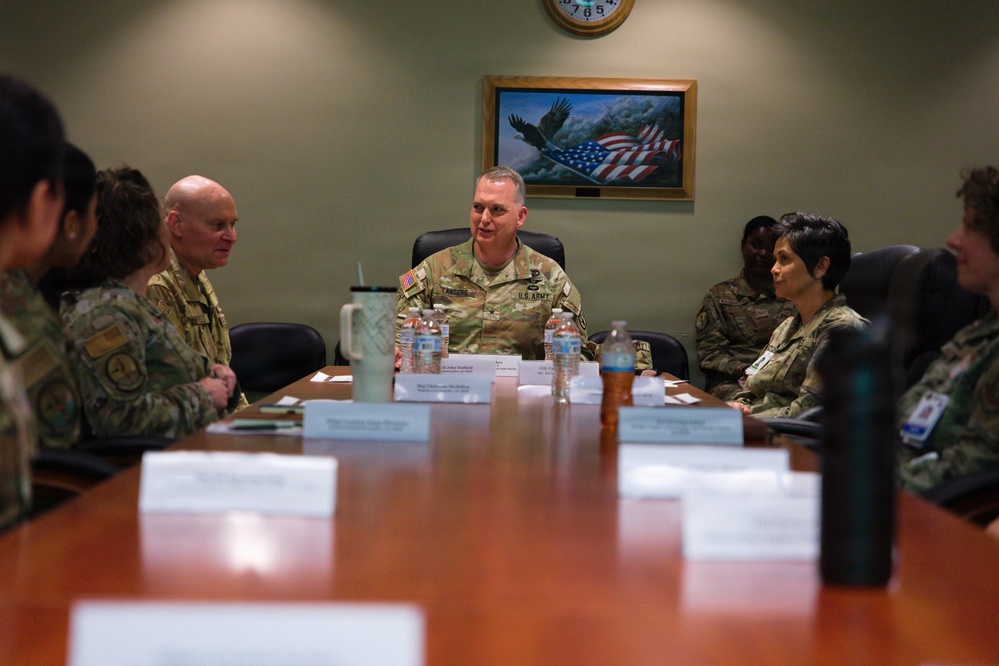 Defense Health Network director visits 62nd MDS/McChord Medical Clinic