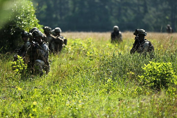 BLT 3/6, 24th MEU conducts vertical assault raid course