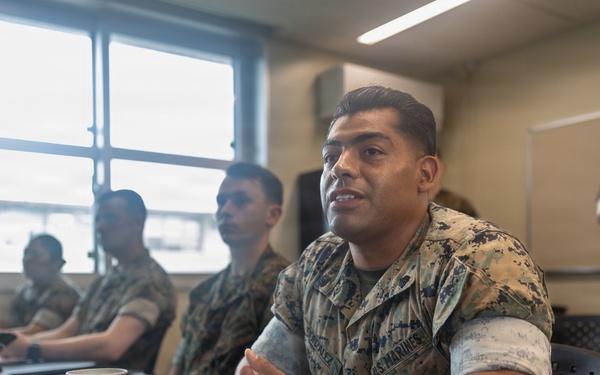 Consul General Ou speaks to Marines at staff NCO symposium