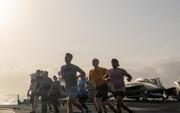 Flight Deck Run on USS George Washington