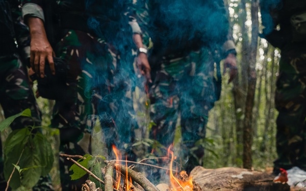1st Special Force Group (Airborne) Green Berets participate in Jungle Survival Training taught by Indonesia Nation Armed Forces Special Operations