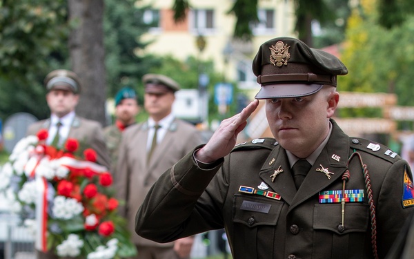 Leaders from 2nd Battalion, 37th Armored Regiment support Polish ceremonies in Orzysz