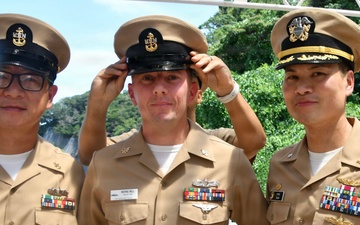 New Senior Chief Pinned at FLC Yokosuka