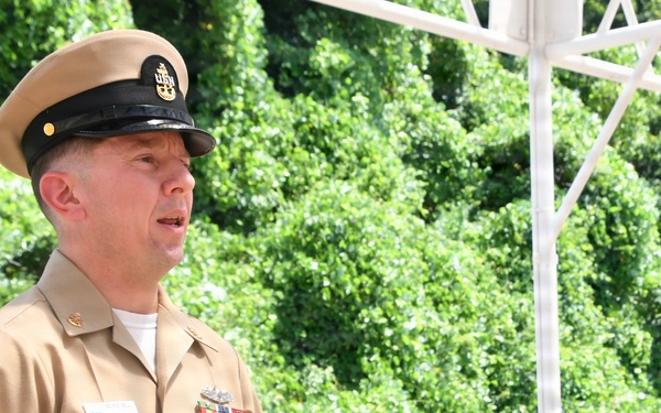 New Senior Chief Pinned at FLC Yokosuka