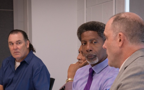 North Charleston Mayor visits NIWC Atlantic
