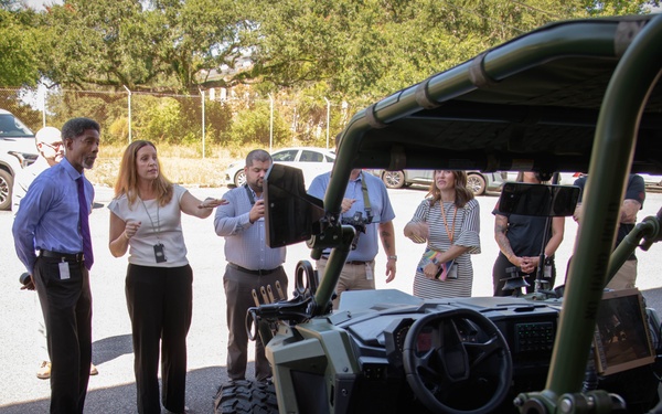 North Charleston Mayor visits NIWC Atlantic