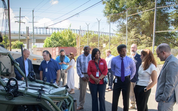 North Charleston Mayor visits NIWC Atlantic