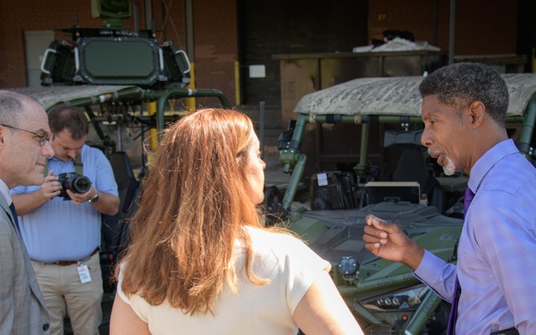 North Charleston Mayor visits NIWC Atlantic