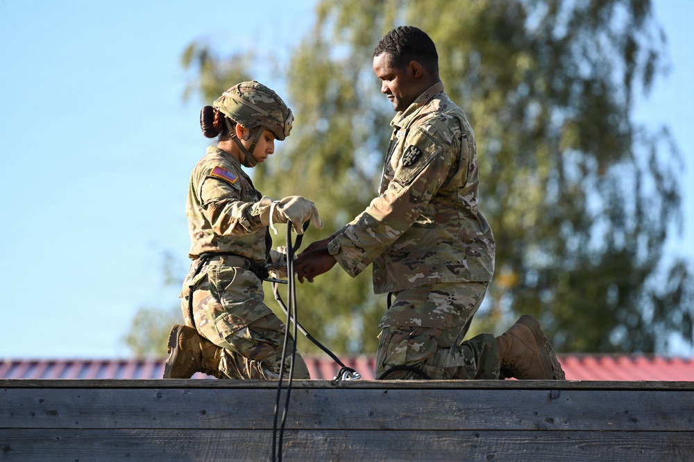 809th MRBC rappel training