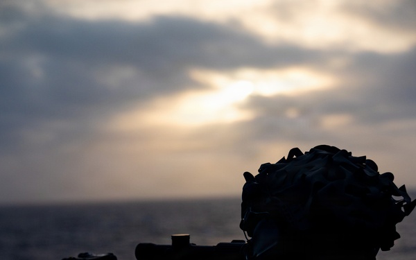 11th MEU Marines Conduct Live-Range aboard USS Portland
