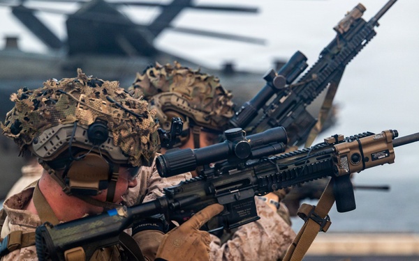 11th MEU Marines Conduct Live-Range aboard USS Portland