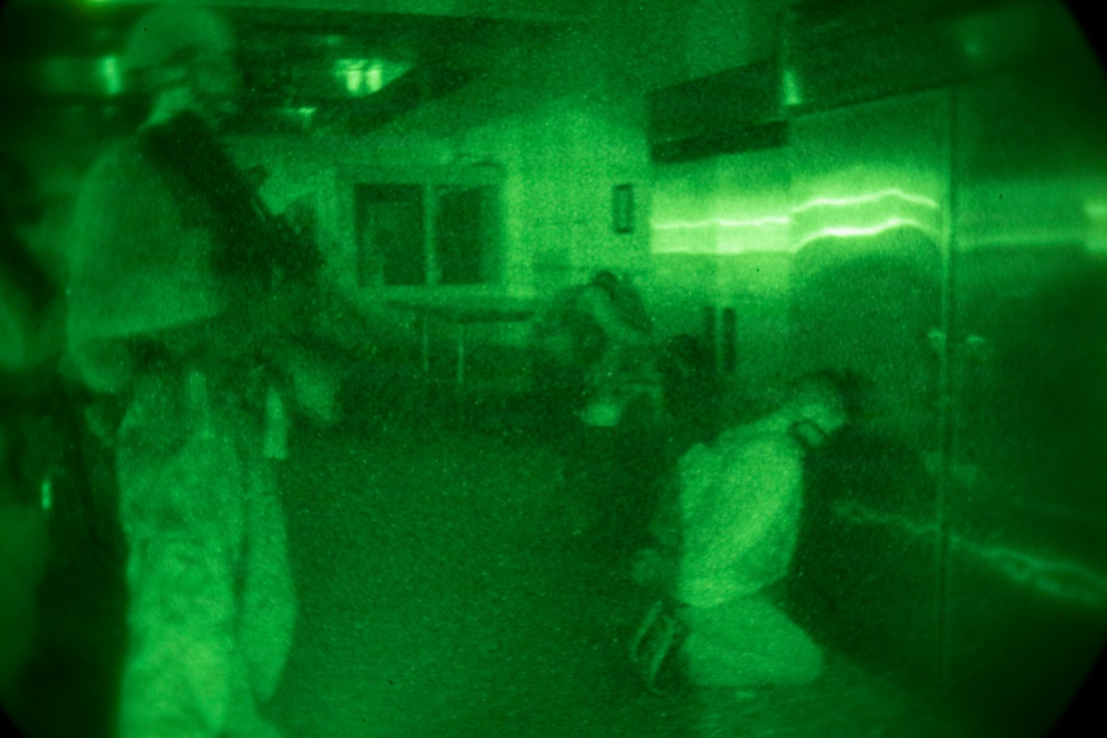 24th MEU conducts long range precision raid exercise