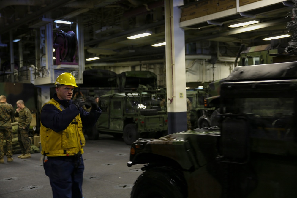 Marines, sailors begin deployment