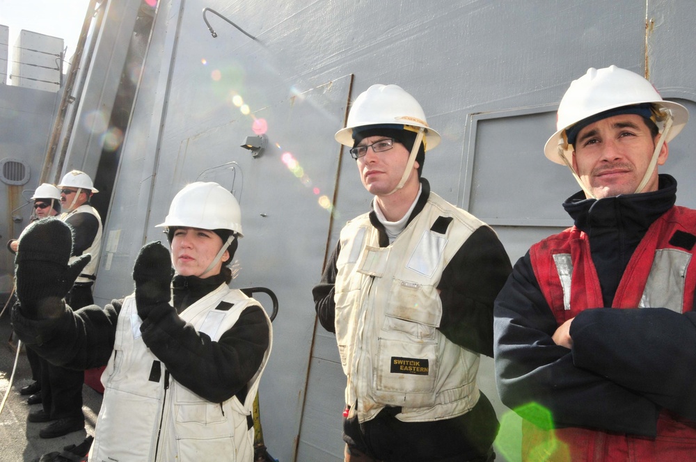 USS New York replenishment