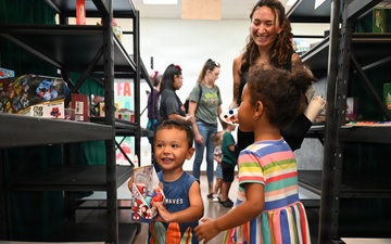 Santa's surprise: Joy of Christmas found in July at Fort Hood