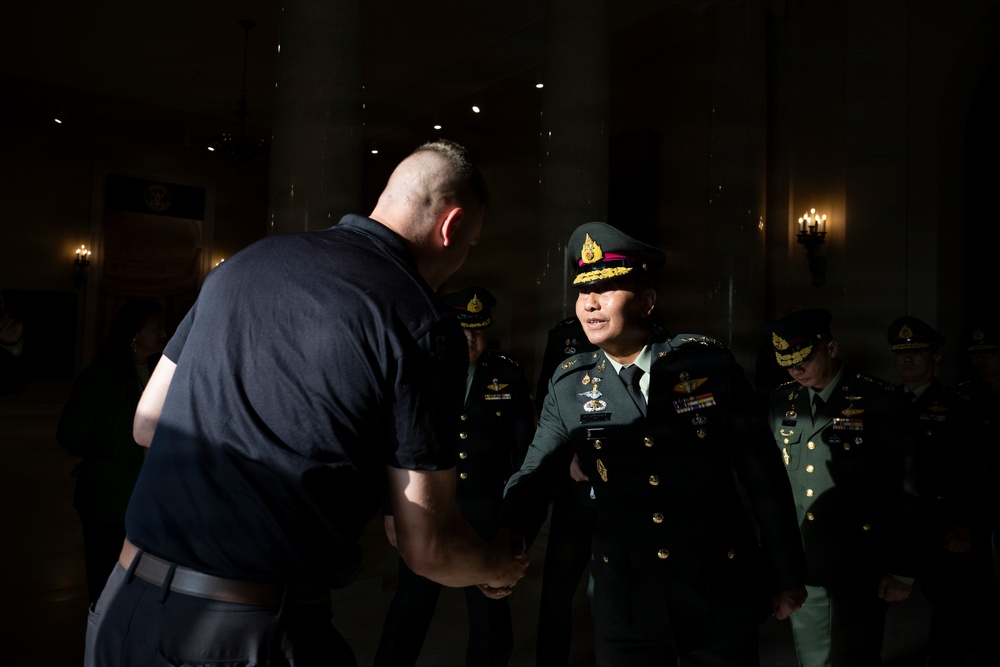 Chief of Royal Thai Army Gen. Pana Claewplodtook Visits ANC