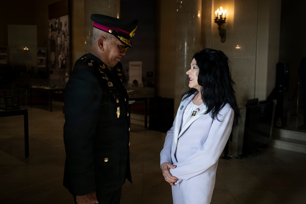 Chief of Royal Thai Army Gen. Pana Claewplodtook Visits ANC