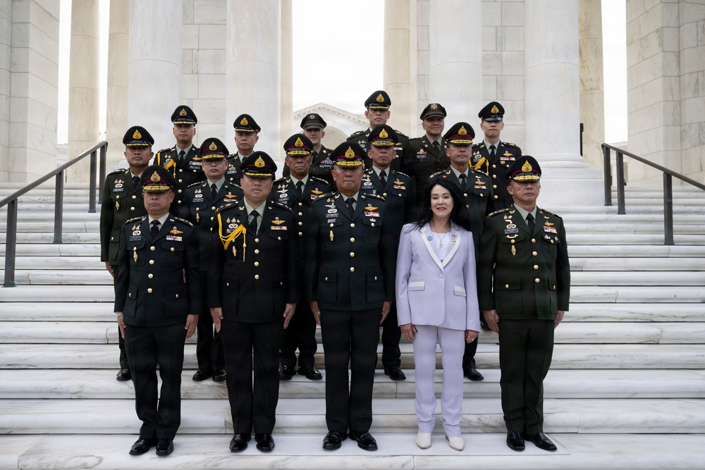 Chief of Royal Thai Army Gen. Pana Claewplodtook Visits ANC