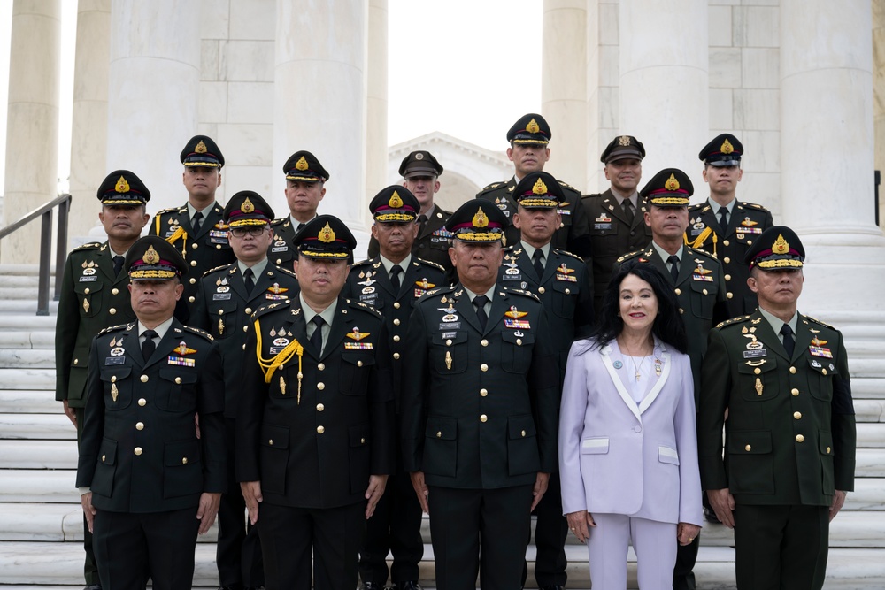 Chief of Royal Thai Army Gen. Pana Claewplodtook Visits ANC