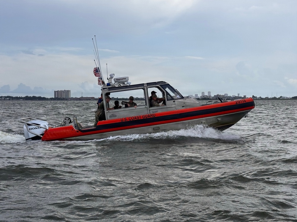 Station New Orleans Reserve Coxswain and Boat Crew College