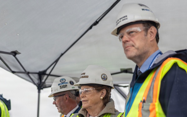 U.S. Senator Jeanne Shaheen Visits PNSY