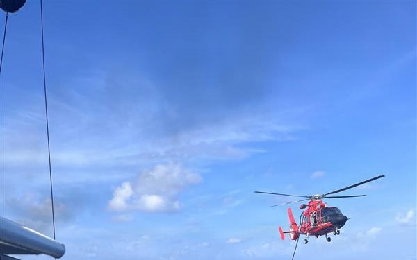 USCGC Vigorous conducts helicopter training at sea