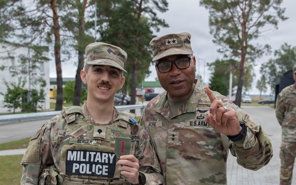 1st Infantry Division commanding general visits Soldiers in Lithuania