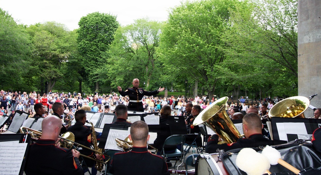 The Marine Forces Reserves Band during the sunset concert here today.  The band played to a crowd of more than 1,000 during a concert that was planeed as part of Fleet Week.