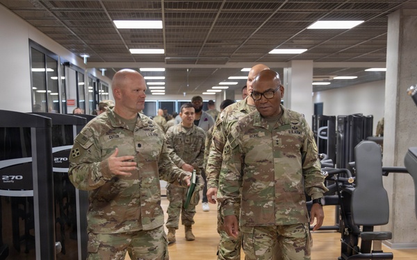 1st Infantry Division commanding general visits Soldiers in Lithuania
