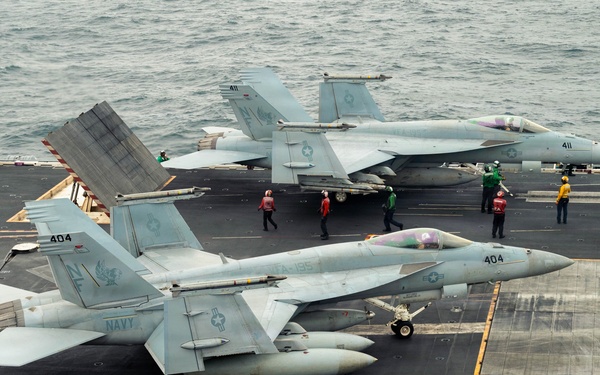 George Washington Conducts Flight Operations