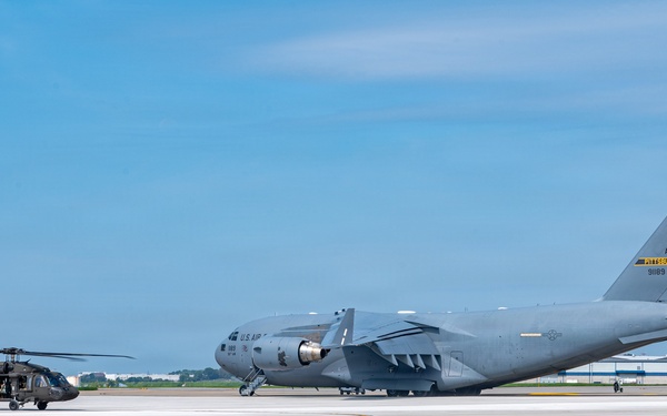 Trading wings for rotors: West Virginia National Guard shows Reserve Airmen the skies