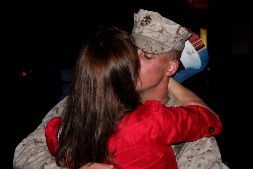 081105-M-4003C-009