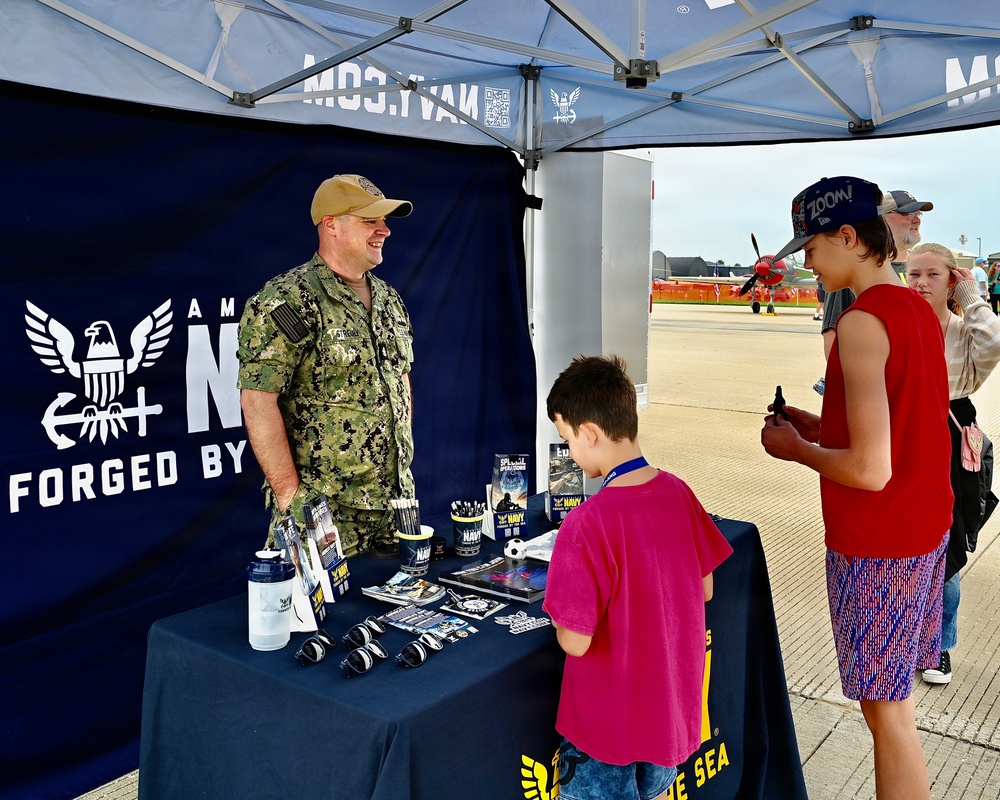 Pistons &amp; Props Airshow 2026