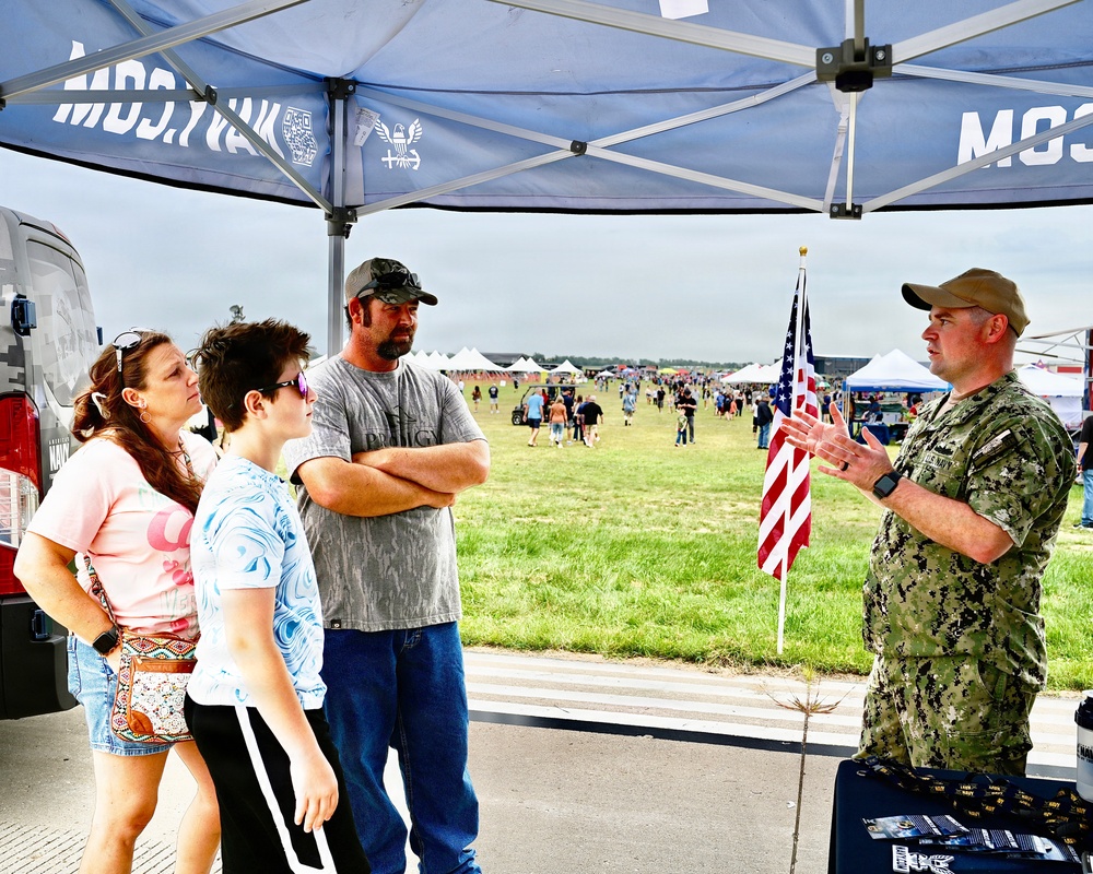 Pistons &amp; Props Airshow 2026