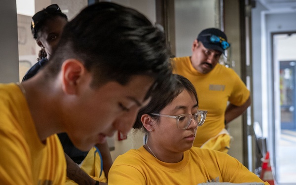 NMCSD Sailors Participate in Hazmat Decontamination Training
