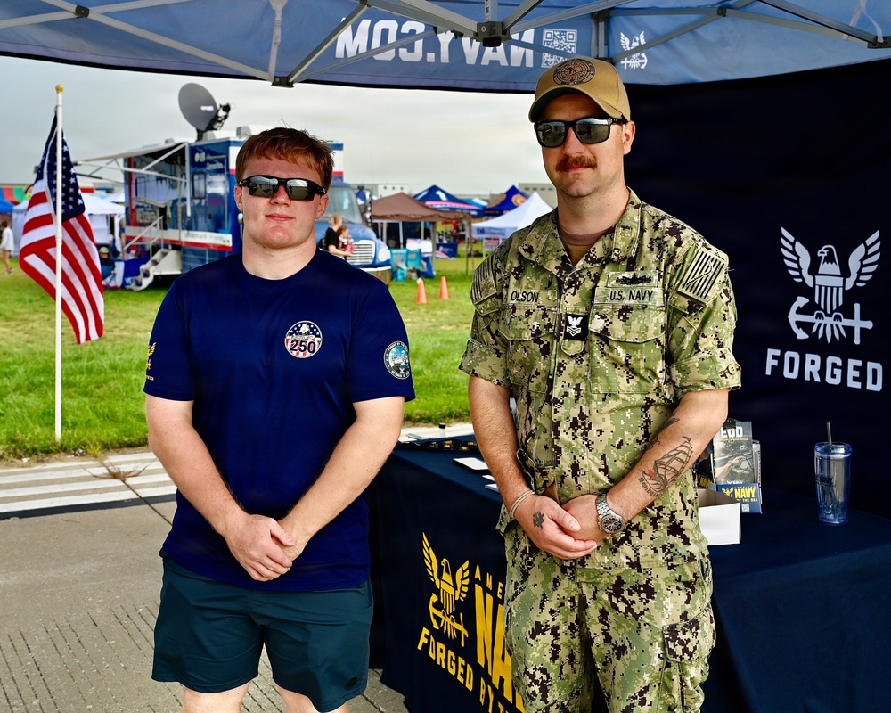 Pistons &amp; Props Airshow 2026