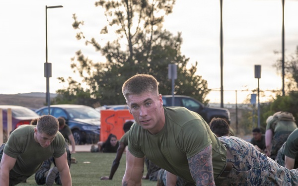 HQ Bn., 1st MARDIV participate in battalion pt